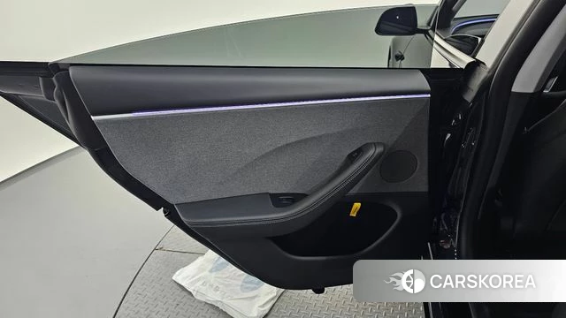Tesla Model 3 id 4602360 из Кореи 17