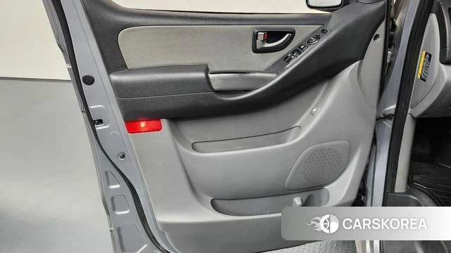 Hyundai The New Grand Starex id 4525915 из Кореи 17