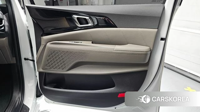 Kia The New Carnival 4th Generation id 4442384 из Кореи 17