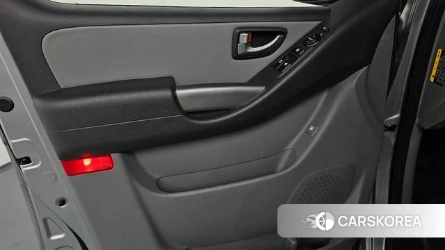 Hyundai The New Grand Starex id 4356389 из Кореи 17
