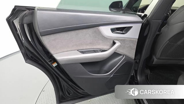 Audi Q8 (4M) id 4702410 из Кореи 17