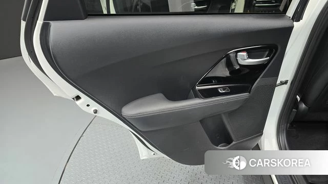 Kia The New Niro id 4330932 из Кореи 17