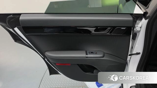 Hyundai Grandeur Hybrid (GN7) id 4904516 из Кореи 17
