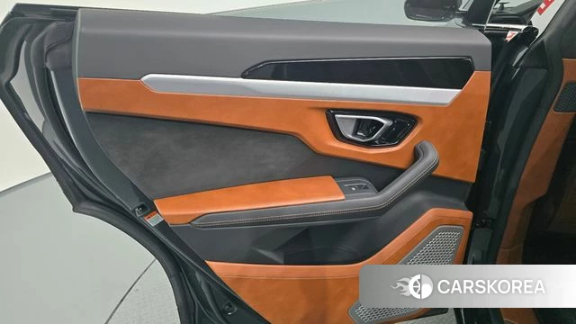 Lamborghini Urus id 4677393 из Кореи 17