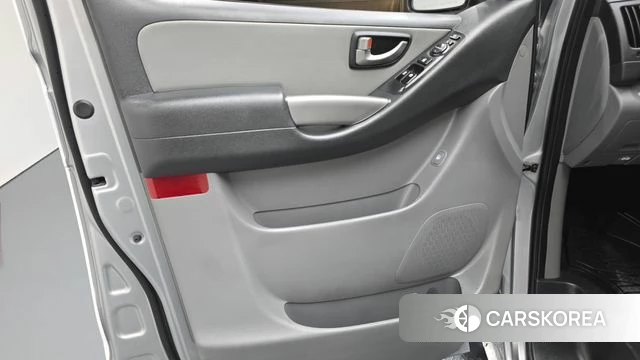 Hyundai The New Grand Starex id 4698228 из Кореи 17
