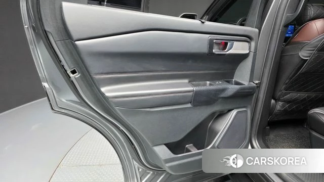 Ford Explorer 6th Generation id 4778628 из Кореи 17