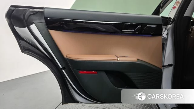 Hyundai Grandeur Hybrid (GN7) id 4863433 из Кореи 17