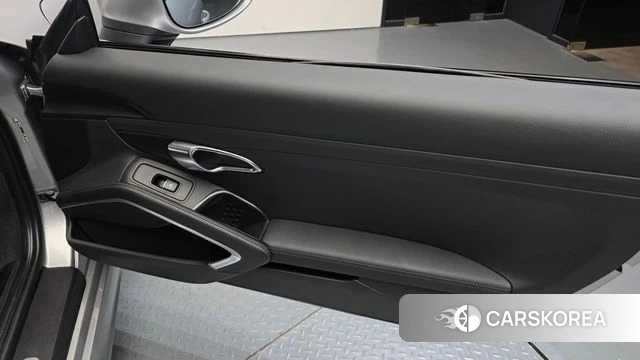 Porsche 718 Cayman id 4390429 из Кореи 17