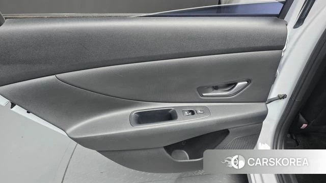 Hyundai Avante Hybrid (CN7) id 4202715 из Кореи 17