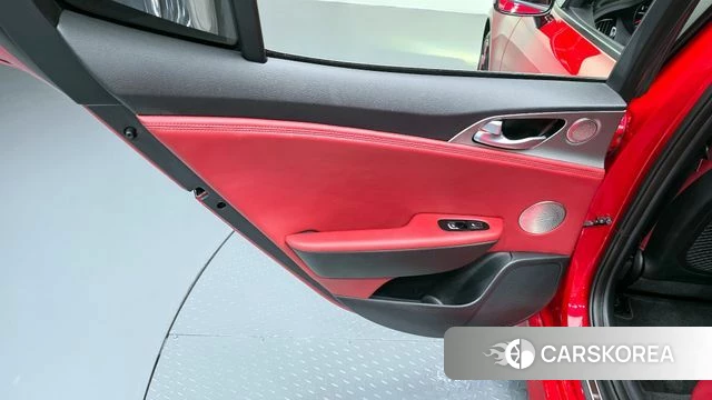 Kia Stinger id 4411309 из Кореи 17