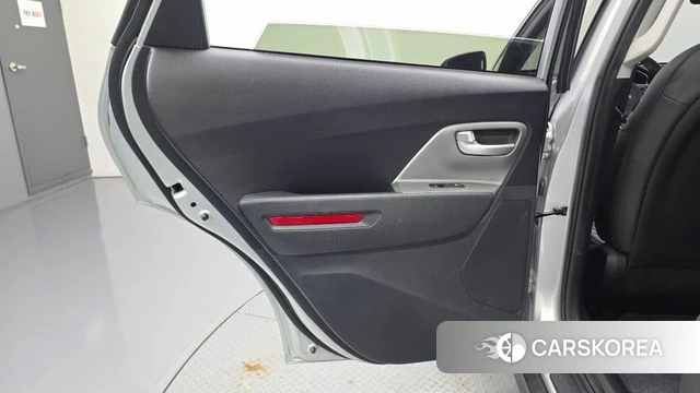 Kia Niro Plus id 4707111 из Кореи 17