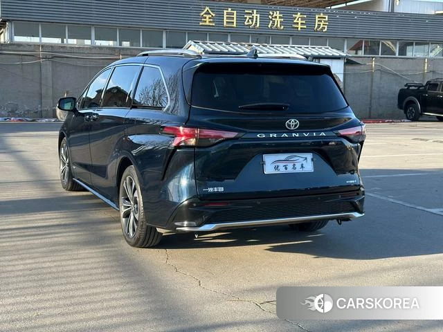 Toyota Grevia id 4258604 из Китая 17