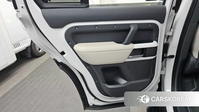 Land Rover Defender (L663) id 4422375 из Кореи 17