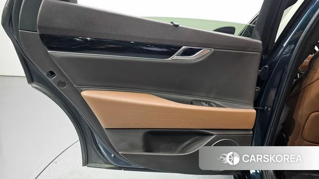 Genesis G80 (RG3) id 4444195 из Кореи 17