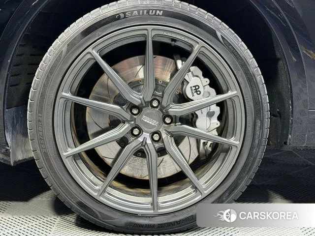 Audi Q5L id 4208238 из Китая 17