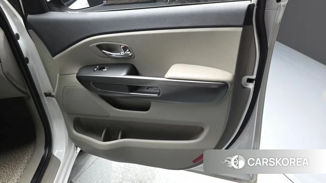 Kia The New Carnival id 4459261 из Кореи 17