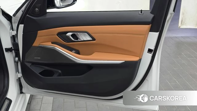 BMW 3 Series (G20) id 4635931 из Кореи 17