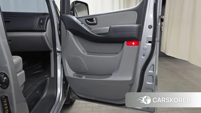 Hyundai The New Grand Starex id 4620106 из Кореи 16