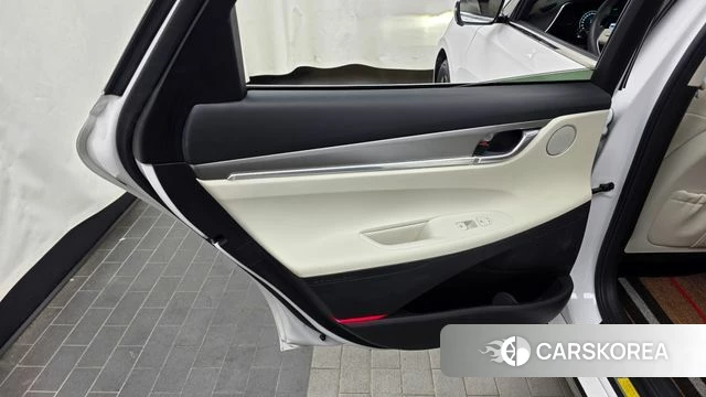 Hyundai The New Grandeur IG Hybrid id 4428610 из Кореи 17