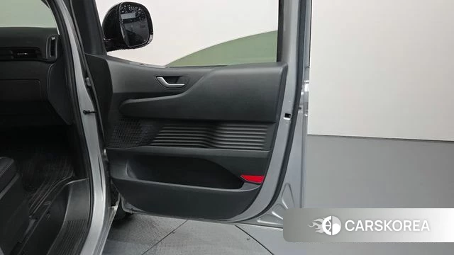 Hyundai Staria id 4562084 из Кореи 17