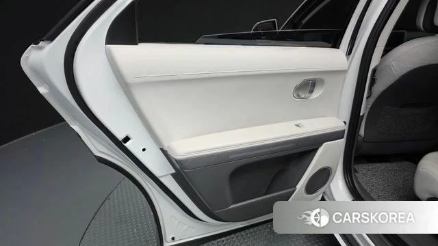Hyundai Ionic 5 id 4389035 из Кореи 17