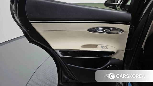 Genesis GV70 id 4619182 из Кореи 17