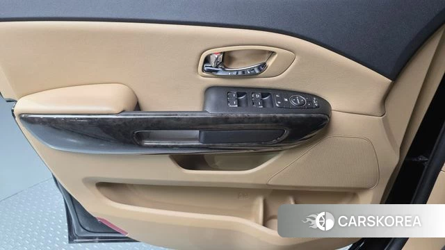 Kia The New Carnival id 4285305 из Кореи 17