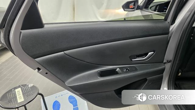 Hyundai Avante Hybrid (CN7) id 4524578 из Кореи 17