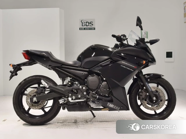 Проданный Yamaha XJ6 DIVERSION id 4170610 из Японии