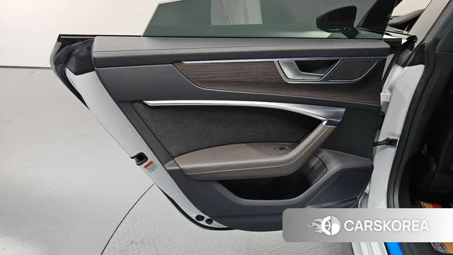 Audi A7 (4K) id 4528492 из Кореи 17