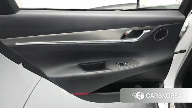 Hyundai The New Grandeur IG Hybrid id 4763902 из Кореи 17