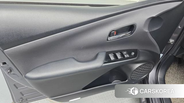 Toyota Prius 4th Generation id 4793419 из Кореи 17