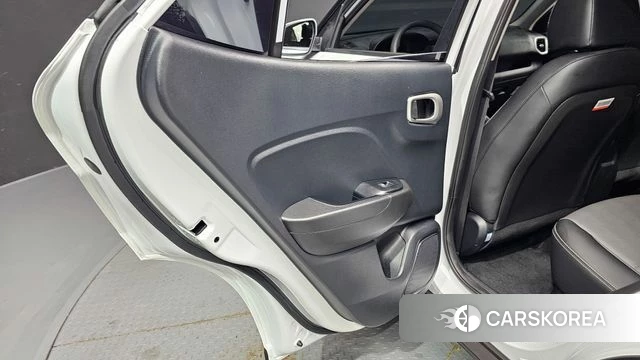 Hyundai Venue id 4524284 из Кореи 17