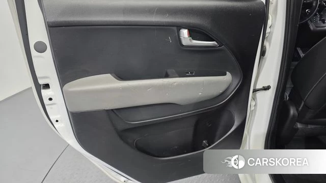 Kia The New Kia Ray id 4505979 из Кореи 17