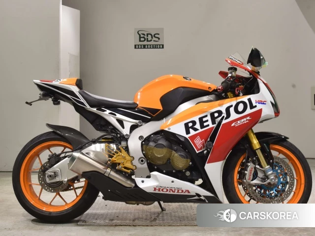 Проданный Honda CBR1000RR 2014 из Японии