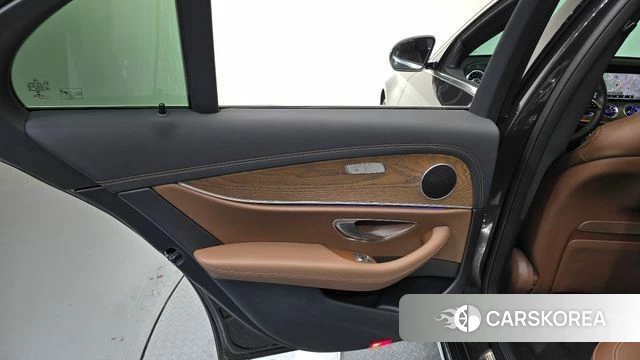 Mercedes-Benz E-Class W213 id 4482165 из Кореи 17