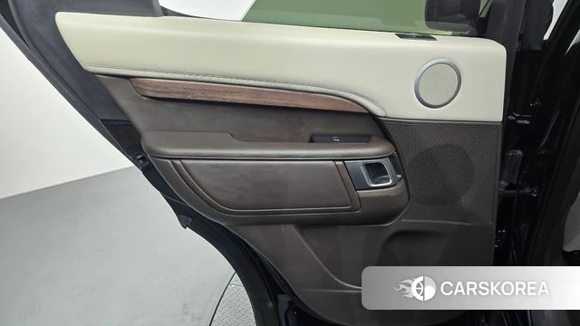 Land Rover Discovery 5 id 4647035 из Кореи 17