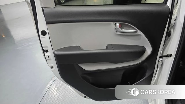 Kia The New Kia Ray id 4763477 из Кореи 17