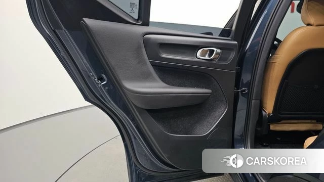 Volvo XC40 id 4567887 из Кореи 17