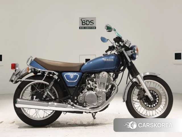 Проданный Yamaha SR400 2019 из Японии