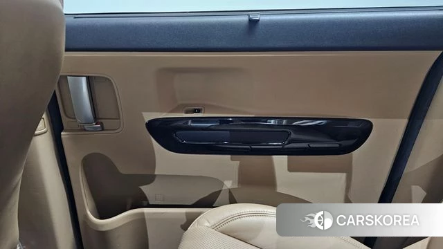 Kia The New Carnival id 4465416 из Кореи 17