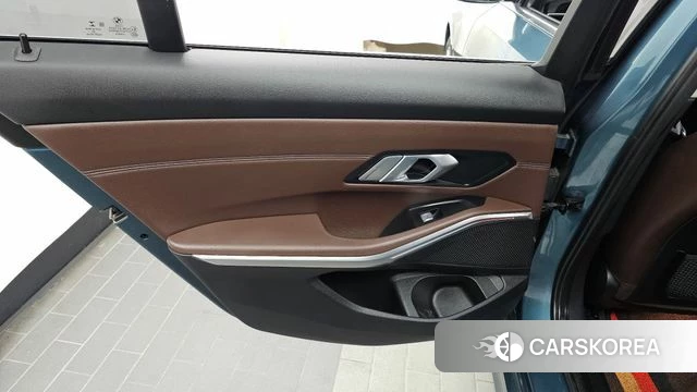 BMW 3 Series (G20) id 4836032 из Кореи 17