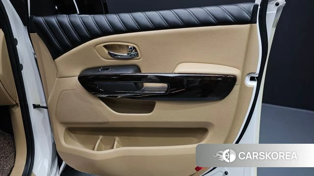 Kia The New Carnival id 4339560 из Кореи 17