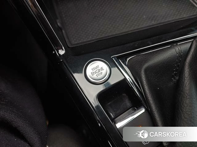 Volkswagen Passat id 4253017 из Китая 17