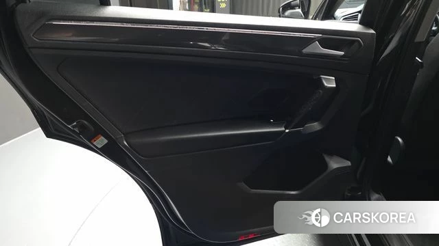 Volkswagen Tiguan Allspace id 4350642 из Кореи 17