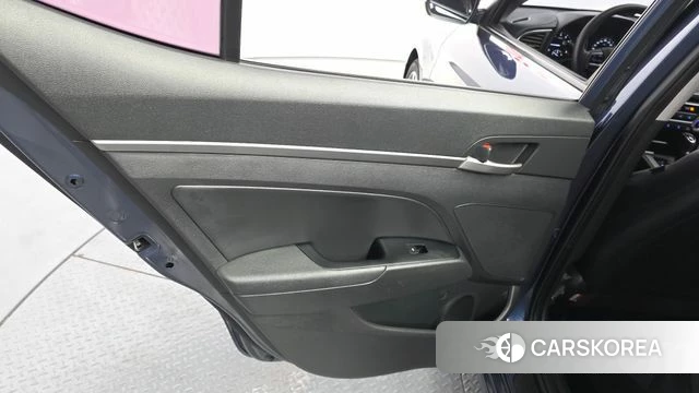 Hyundai Avante AD id 4568706 из Кореи 17