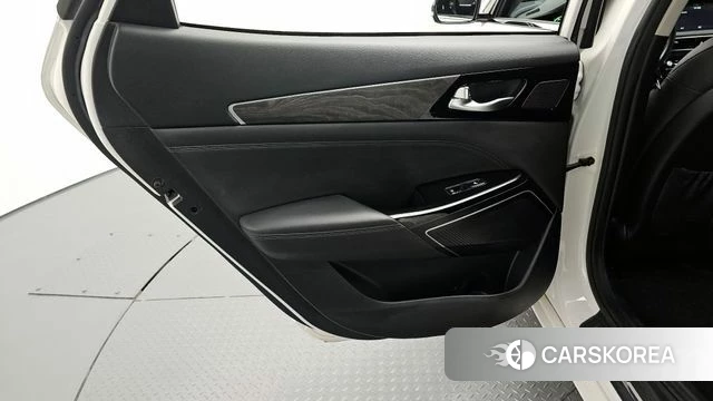 Kia K7 Premier Hybrid id 4317123 из Кореи 17