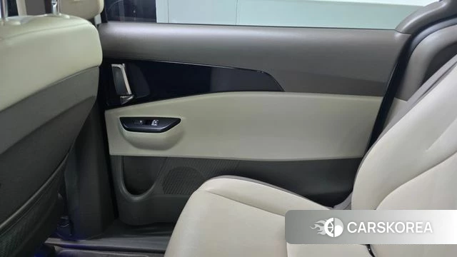 Kia Carnival 4th generation id 4682227 из Кореи 17
