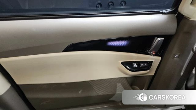 Kia Carnival 4th generation id 4893955 из Кореи 17
