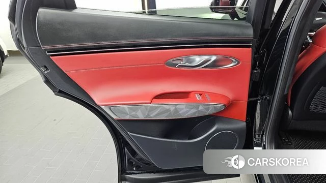 Genesis GV70 id 4784909 из Кореи 17